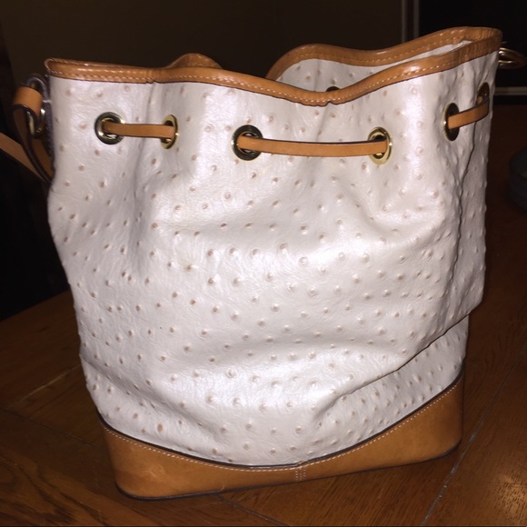 Dooney and Bourke-Bucket - Picture 8 of 8